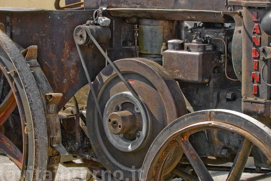 vecchio trattore quanto tempo ...